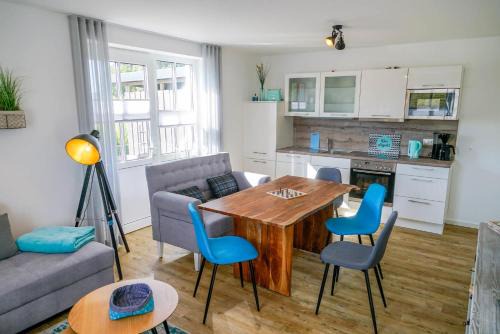 Tossens Apartamento | Ferienwohnung 1 "Gut Tossens"