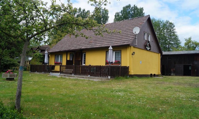 Burg-Dorf Apartamento | Ferienwohnung 2 am Bismarckturm in Burg