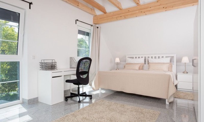 Bad Krozingen Apartamento | Ferienwohnung 2. OG, 80 qm, 2 Schlafzimmer, max. 9 Personen