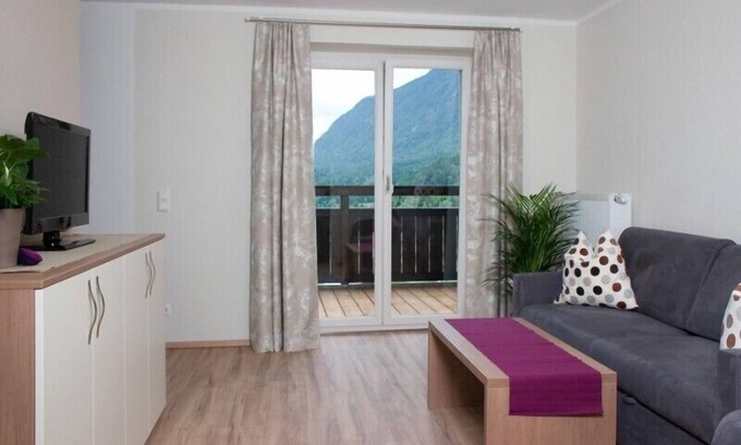 Aufham Apartamento | Apartamento 6 "Untersberg", para no fumadores, 2 habitaciones, TV vía satélite, 4 estrellas, máx. 6 personas