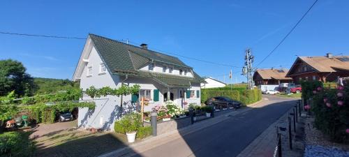 Merzig Cama Y Desayuno | Ferienwohnung Aloysia am Saarlandradweg