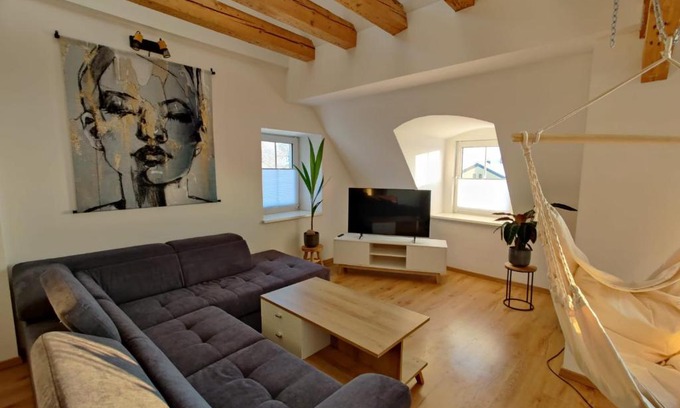 Mering Apartamento | Ferienwohnung "Alpspitze" - Familienfreundliche Maisonette in Mering