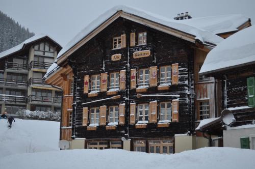 Murren Apartamento | Ferienwohnung Alte Bäckerei