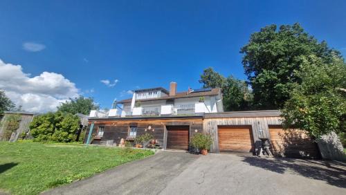 Cham Apartamento | Ferienwohnung am Bühl