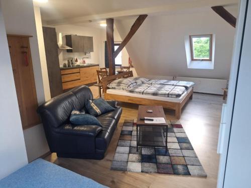 Ahnatal-Weimar Apartamento | Ferienwohnung am Backhaus 5