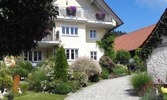 Ebermannstadt Apartamento | Ferienwohnung am Rosengarten