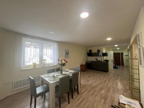 Auerbach Apartamento | Ferienwohnung am Neumarkt