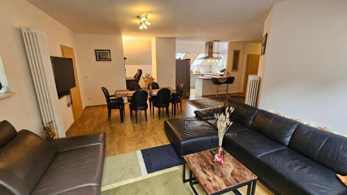 Ilmenau Apartamento | Ferienwohnung am Stadtpark #2, 2BR, 109m2, Parkplatz