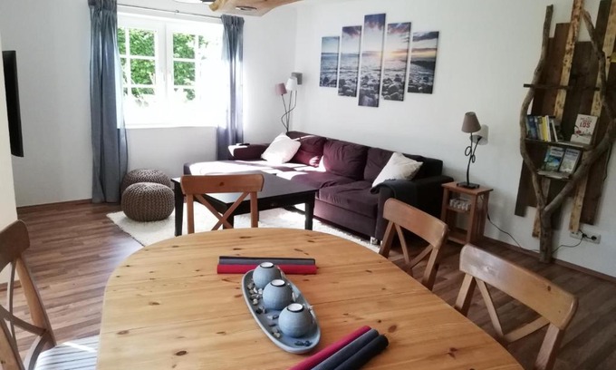 Kalletal Apartamento | Ferienwohnung am Waldrand