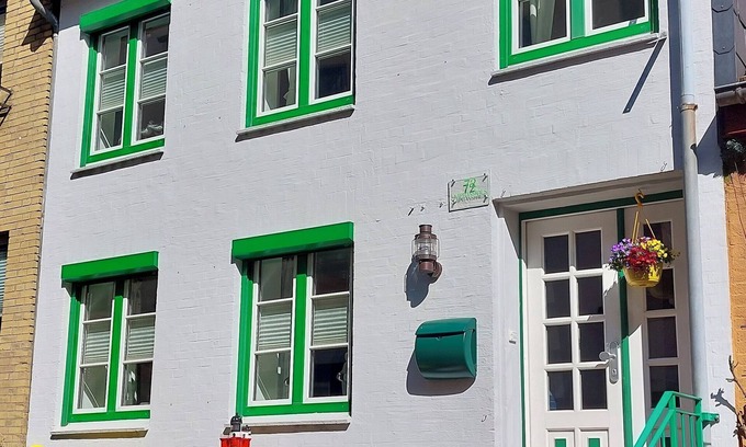 Flensburg Apartamento | Ferienwohnung Ankerplatz für 4 Personen im Historischen Kapitänshaus