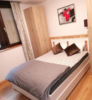 Babenhausen Apartamento | Ferienwohnung Apartment Alojamiento Casa Demy Frankfurt - Babenhausen Hessen Erdgeschoss