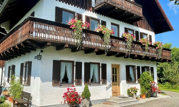 Peissenberg Apartamento | Ferienwohnung/app. für 3 Gäste mit 65m² in Peißenberg