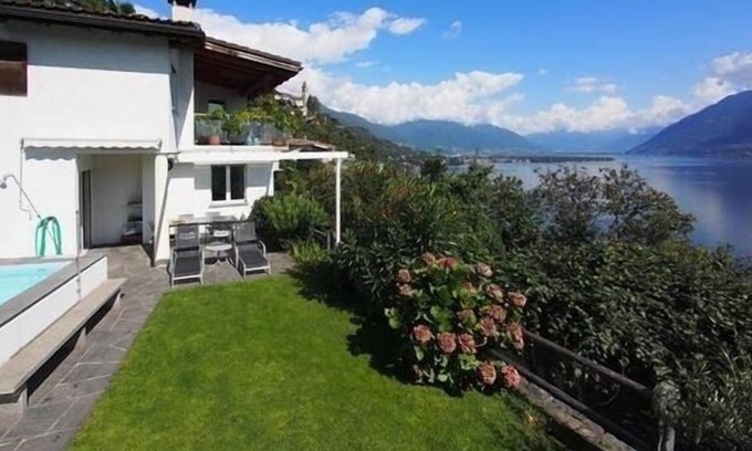 Porto Ronco Apartamento | Ferienwohnung/app. für 6 Gäste mit 106m² in Ronco s/A