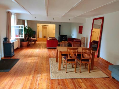 Asparn an der Zaya Apartamento | Ferienwohnung Asparn