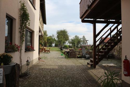 Neundorf Casa | Ferienwohnung Brunow "In der Natur Zuhause"