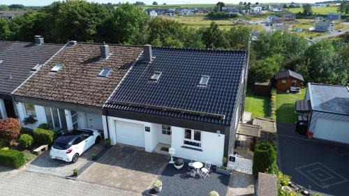 Hueckeswagen Apartamento | Ferienwohnung Brunsbachtal