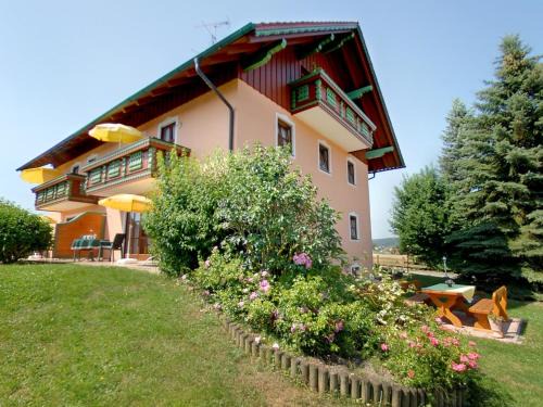 Bad Birnbach Apartamento | Ferienwohnung Cornelia