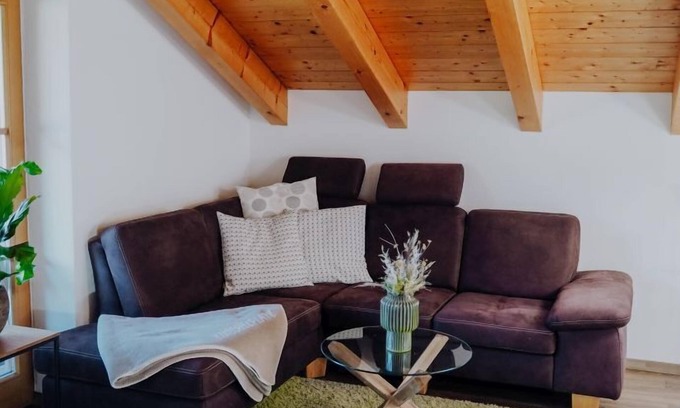 Schneefelden Apartamento | Ferienwohnung für 2 Personen, 60 qm