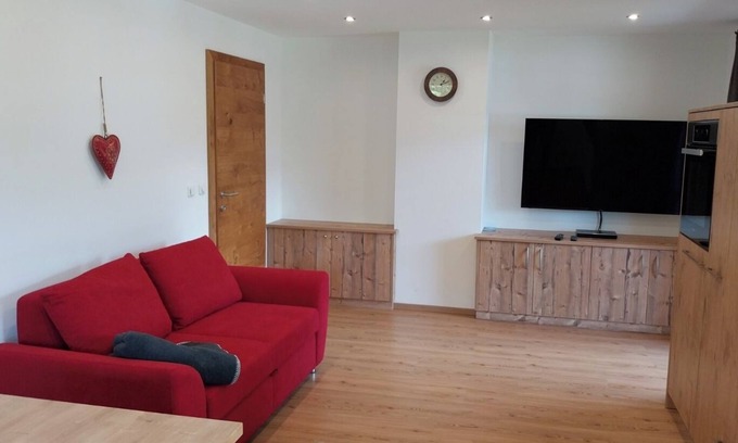 Marktschellenberg Apartamento | Ferienwohnung Untersberg 60 qm mit 1 Schlafzimmer und Balkon