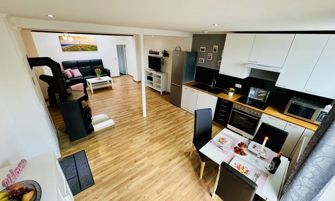 Stein Apartamento | Ferienwohnung Deich und Meer - Direkt an der Ostsee an Deich und Meer