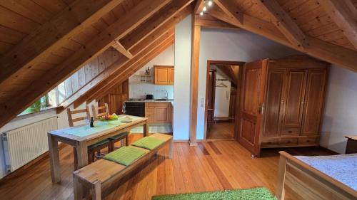 Erlabrunn Apartamento | Ferienwohnung Die Reblaus