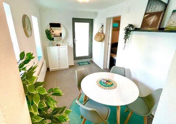 Berlingen Apartamento | Ferienwohnung direkt am Bodensee/Untersee nahe Konstanz