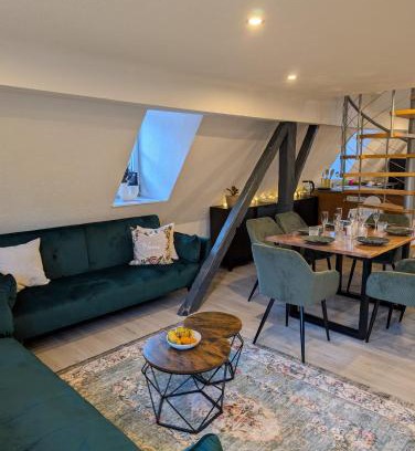 Altstadt Apartamento | Ferienwohnung Ella