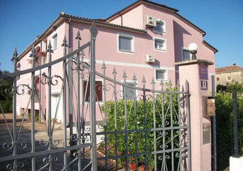 Stancija Vodopija Apartamento | Ferienwohnung Erak Martin