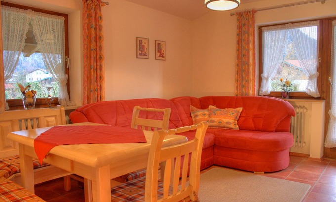 Kreuzfeld Apartamento | Ferienwohnung für 5 Personen, 2 Schlafzimmer, 70 m²