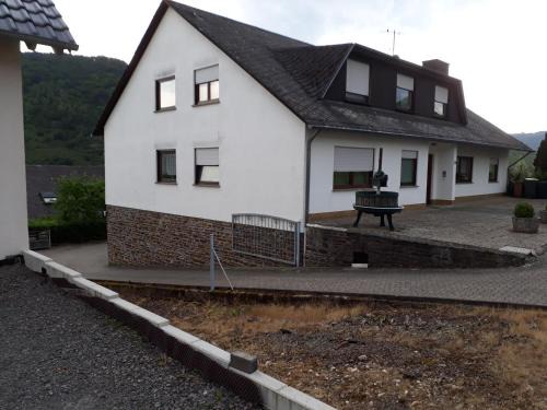 Briedel Apartamento | Ferienwohnung Feit Hans Otto