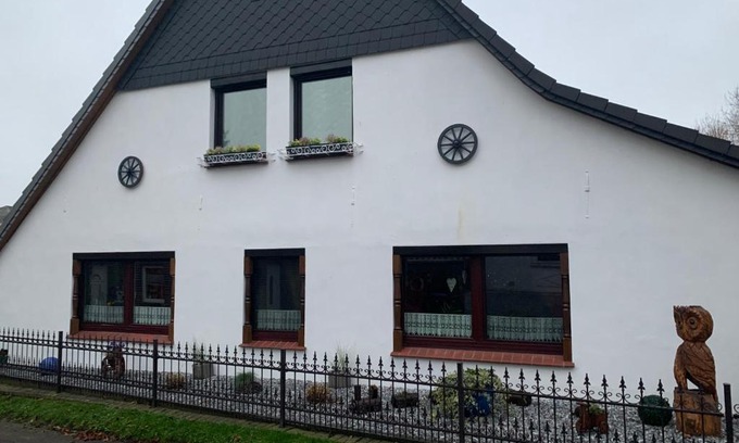 Nordenham Apartamento | Ferienwohnung Gartenblick