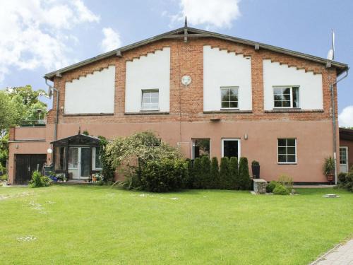 Hinter Bollhagen Apartamento | Ferienwohnung Gerda in Ostseenähe