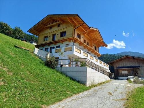 Weerberg Casa | Ferienwohnung Gipfelblick