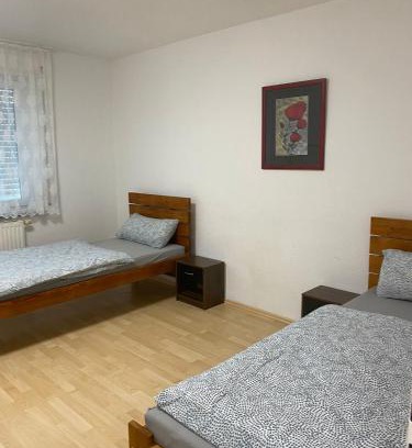 Pforzheim Apartamento | Ferienwohnung Grimm 2