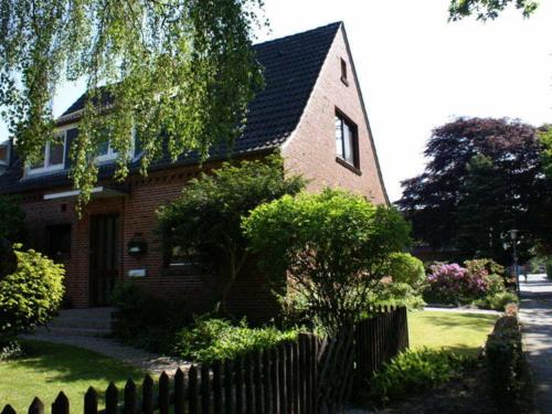 Leer Apartamento | Ferienwohnung Grueßing, 15014