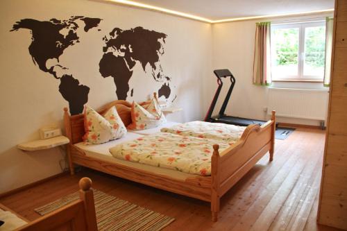 Saaldorf-Surheim Apartamento | Ferienwohnung Handweberei Huber