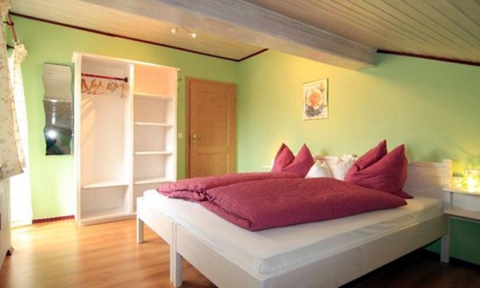 Bad Feilnbach Apartamento | Ferienwohnung Himbeere 40 qm, 2. Obergeschoss, 1 Sep. Schlafzimmer, Westbalkon