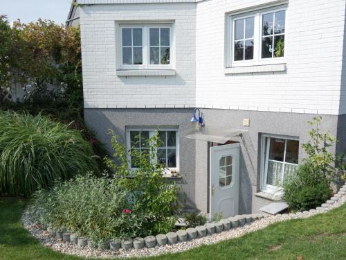Bad Doberan Apartamento | Ferienwohnung Holunderweg