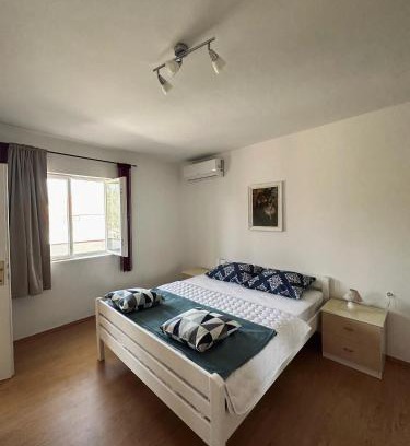 Brinje Apartamento | Ferienwohnung