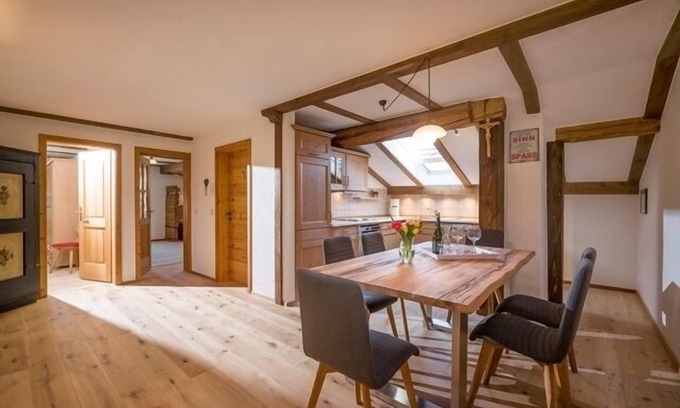 Kiefersfelden Apartamento | Apartamento "im Bauernhaus" hasta 8 personas (aprox. 120 qm)