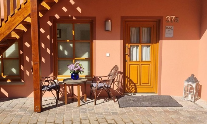 Abtweiler Apartamento | Ferienwohnung "Im Hof" - Appartement/fewo, Dusche, WC, Wohn-/schlafraum