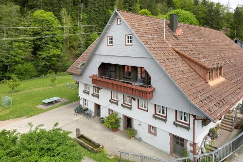 Schenkenzell Apartamento | Ferienwohnung im Hof 120qm