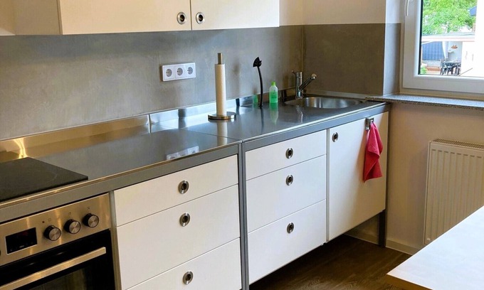 Leimen Apartamento | Ferienwohnung im Pfälzer Wald mit Sonnen-balkon