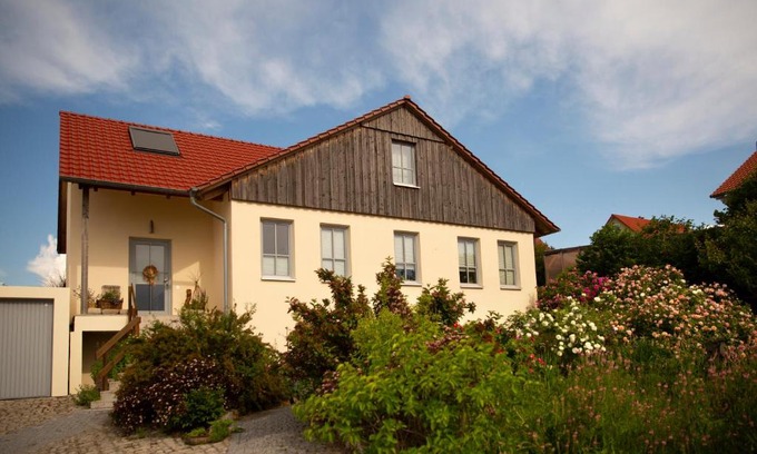 Wiesenbronn Apartamento | Ferienwohnung Im Schiller