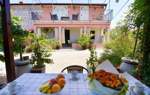 Đuba Apartamento | Ferienwohnung in Đuba mit Garten, Terrasse und Grill