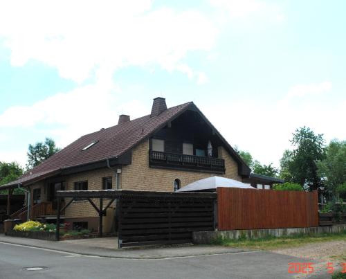 Mainz-Bingen Apartamento | Ferienwohnung in Sponsheim