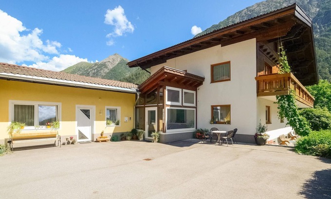 Holzgau Apartamento | Ferienwohnung in Holzgau
