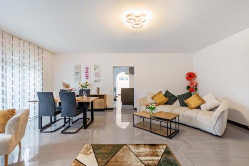 Leonberg Complejo | Ferienwohnung Jasmin