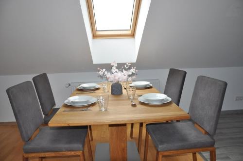 Giebelstadt Apartamento | Ferienwohnung "Julka" kostenloses W-LAN