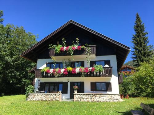 Bischofswiesen Apartamento | Ferienwohnung Klausgraben